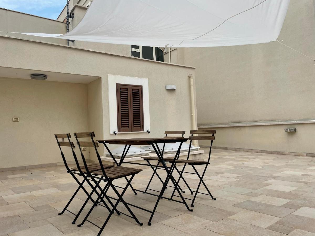 Casa Oberdan - Private Parking Apartamento Monopoli Exterior foto